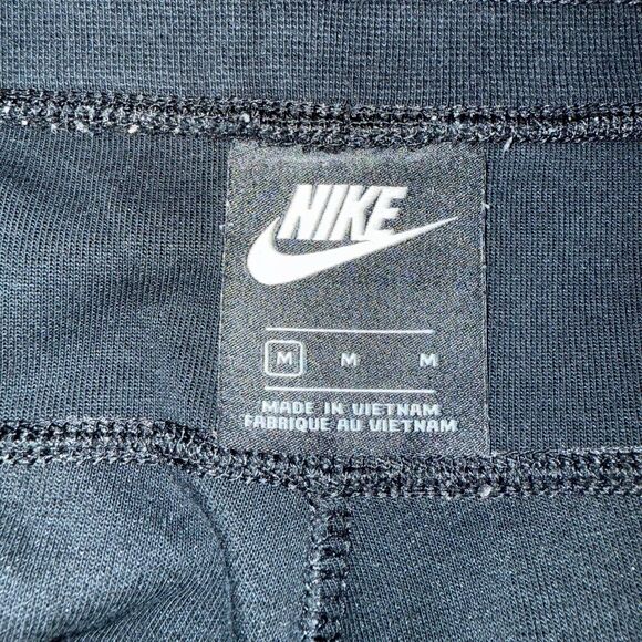 Nike Women’s Tech Fleece Joggers M. Style 931828-011, White Zip Pocket - Picture 5 of 6